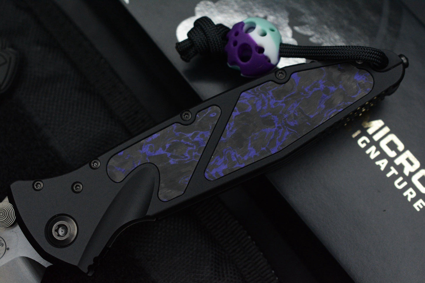 RARE Microtech Socom DLC Spike Grind Purple Haze Fat CF w/ Playge Bead/Wick Pack