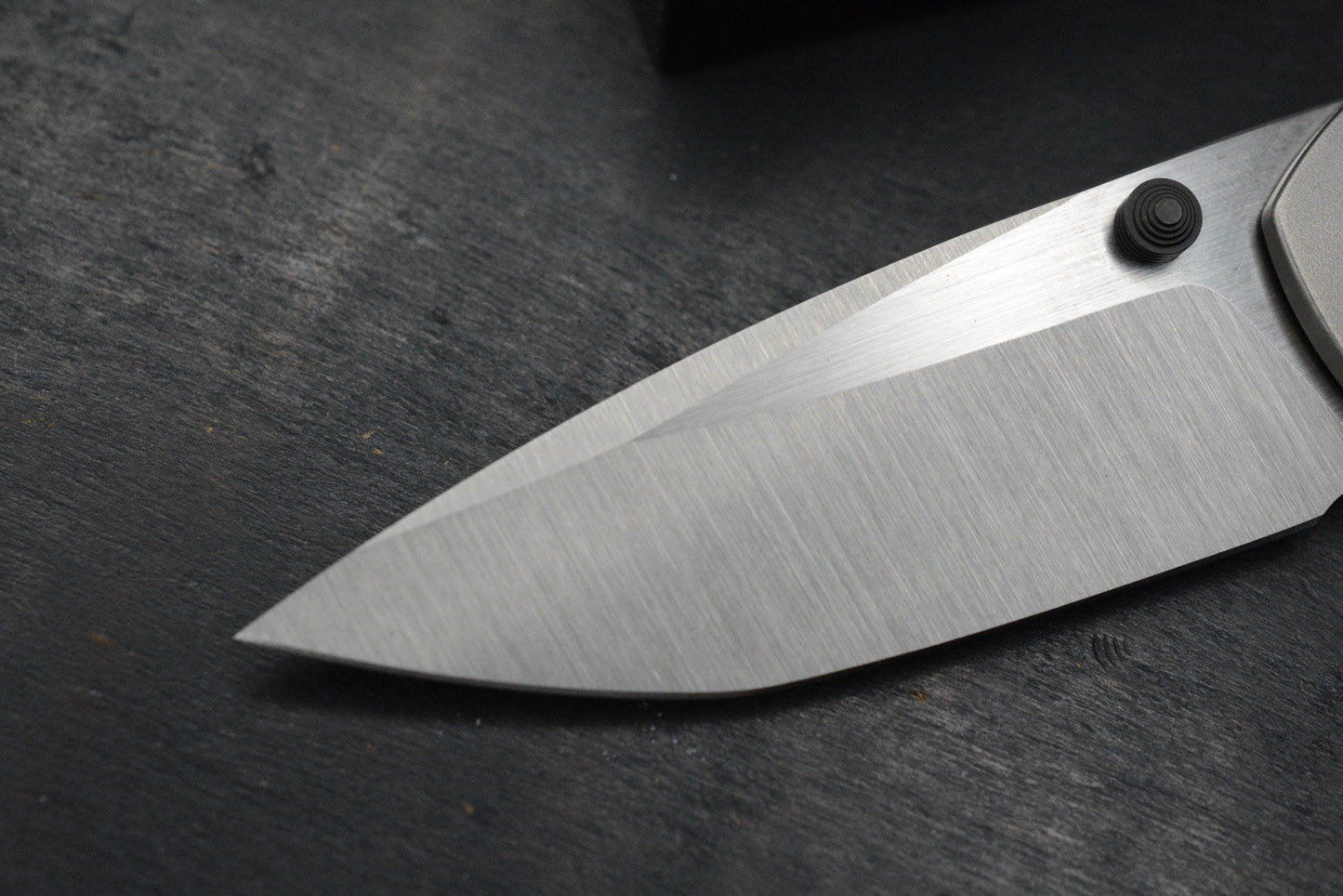 NEW Dalibor Bergam Asgard Ti Integral Handle / DLC Accents / M390 Blade w/ Patch