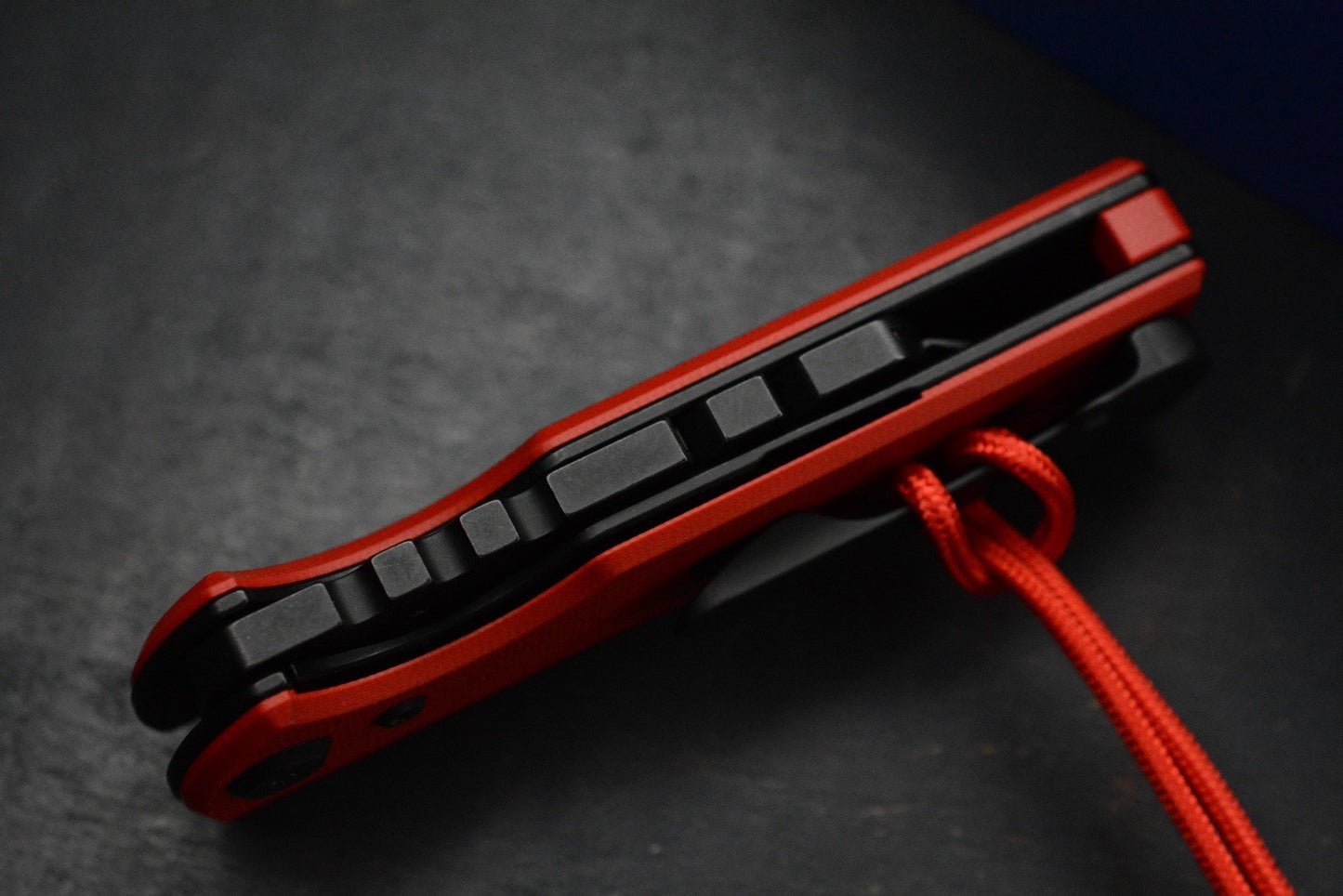 NEW Chaves EXC Chub Utility Knife Flipper / Red Micarta Handle w/ Poison Bead