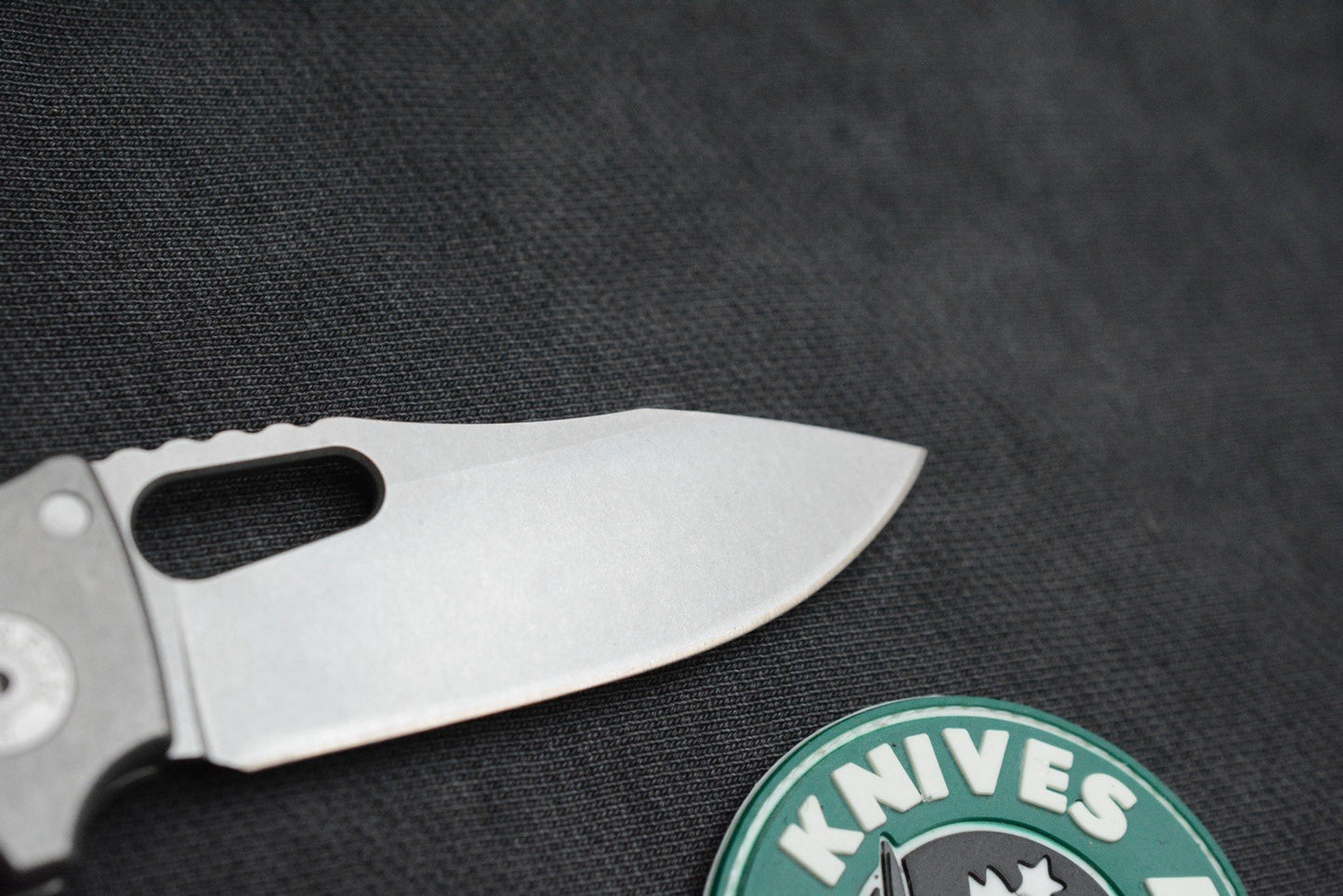 NEW Demko AD20 Shark-A-Tac - MagnaCut Stonewash / Smooth Ti w/ Spike GB & Bead