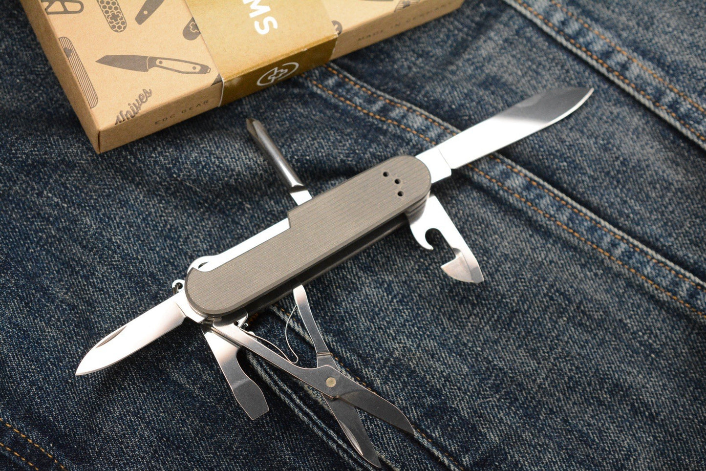 RARE Daily Customs x Victorinox Super Tinker Pinstripe Ti w/ Zitanium Inlay