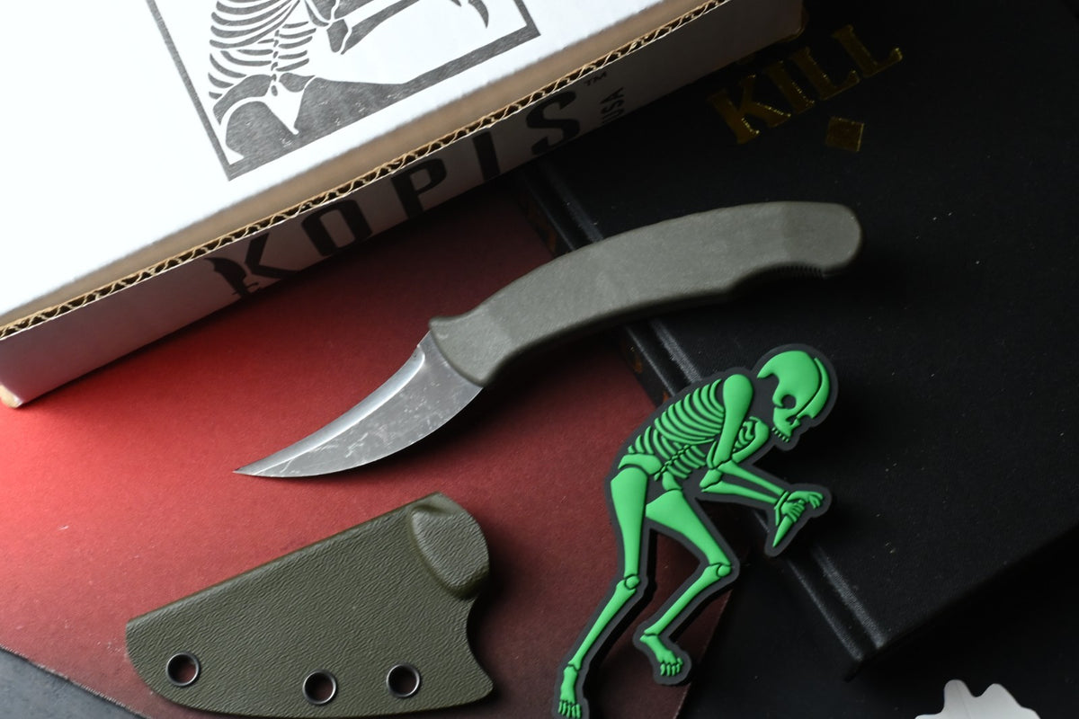 RARE Ed’s Manifesto & Kopis Designs Sneakreaper Elvia Field Knife Green /Polish