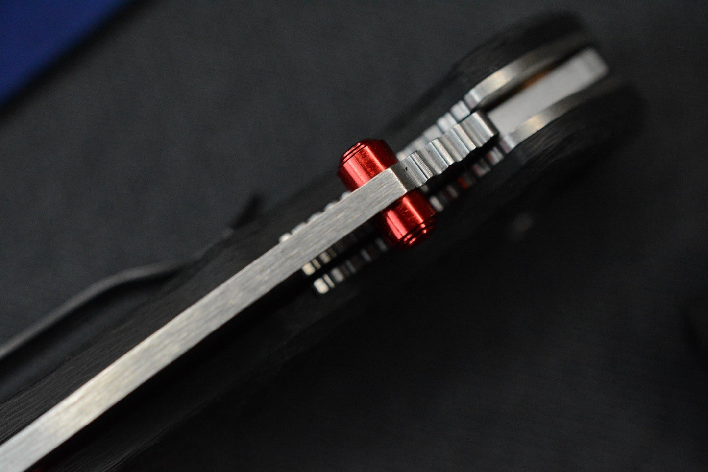 NEW Benchmade Mini Freek - Full Carbon Fiber w/ Red Thumbstud & Backspacer