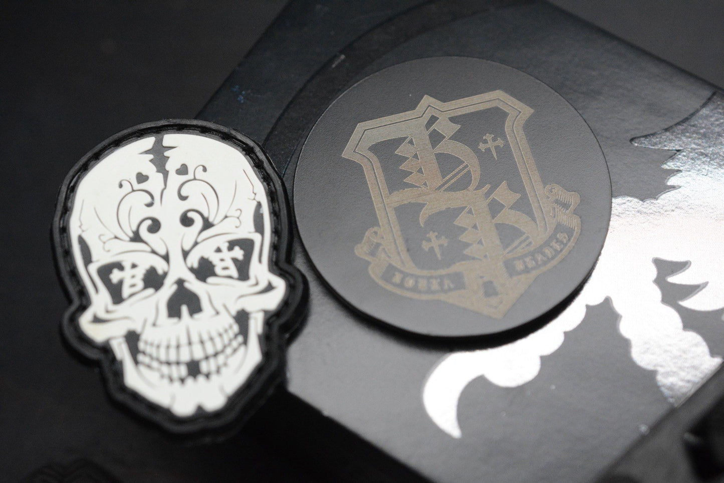 NEW Microtech Stitch-Ram-Lok Carbon Fiber Black DLC w/ Playge Skall & Extras