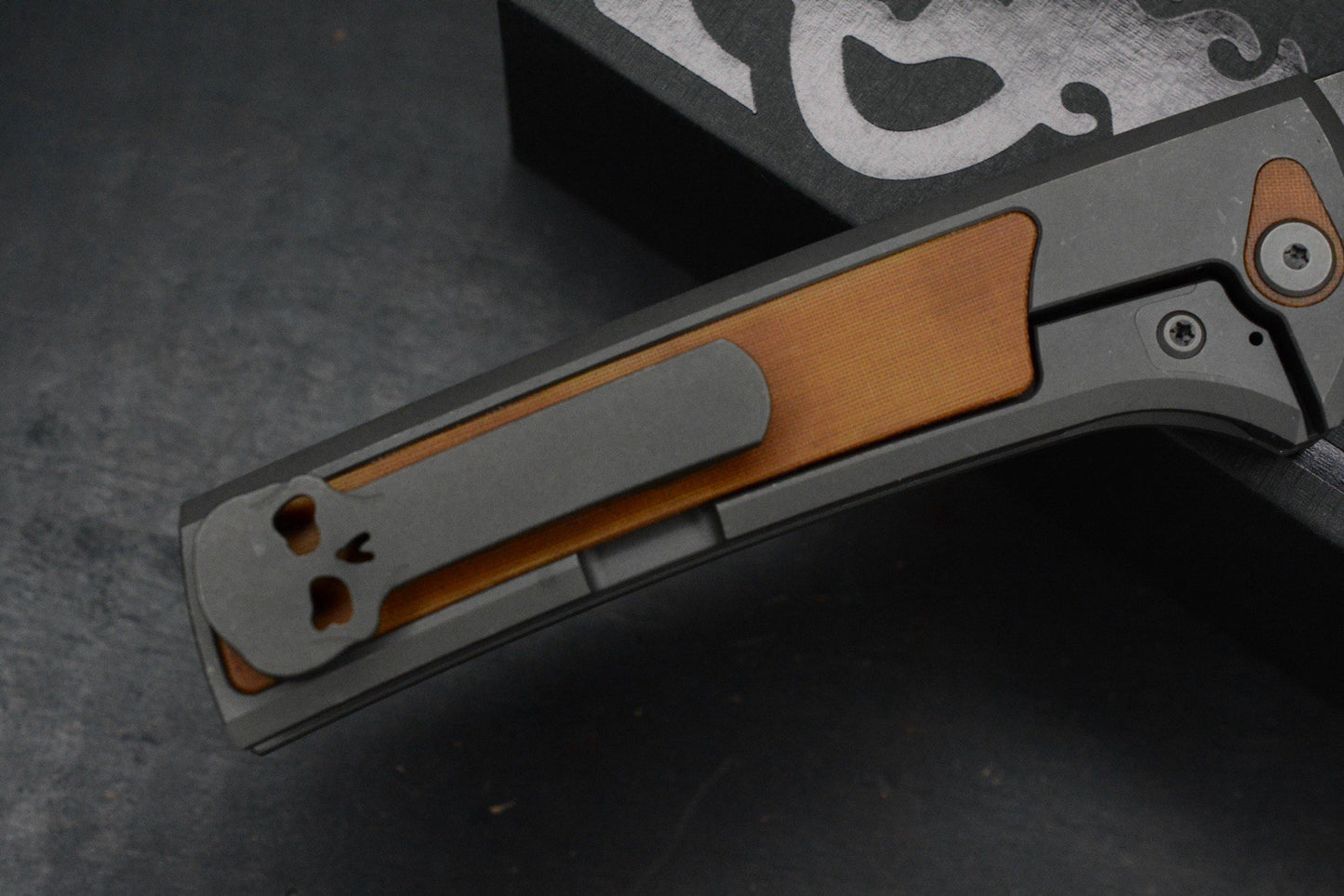 NEW CHAVES Scapegoat 229 Dirty Steve - SW Grey PVD / Natural Micarta Magnetic EXC 1/50