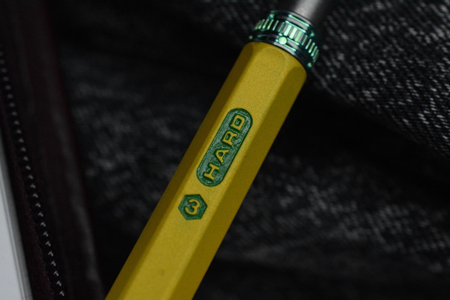 RARE Fellhoelter x Cptn Axel - TiCkler Mechanical Pencil - Titanium Classic