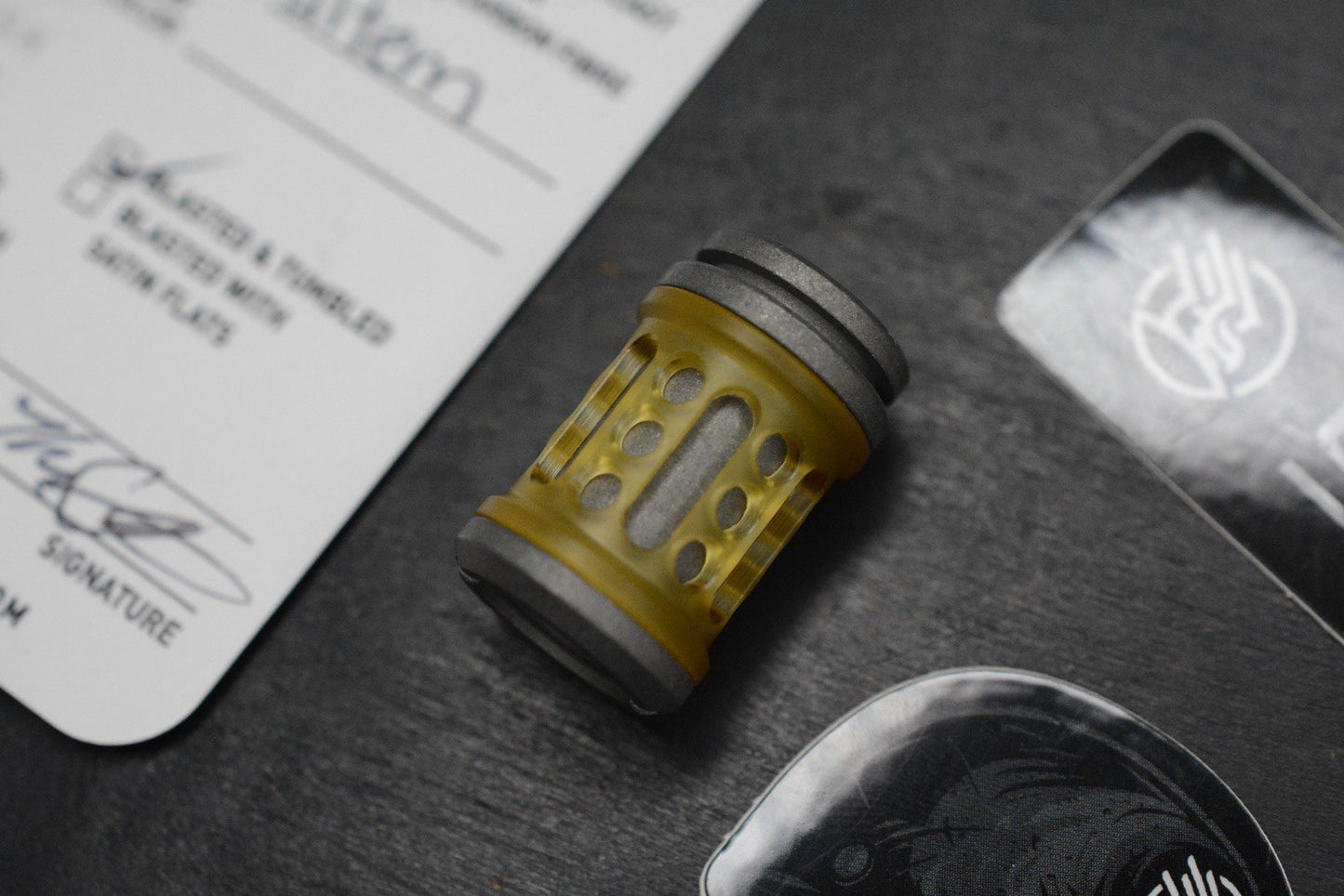 NEW Griffin Combat Concealed V3 Ultem / Tumbled Ti Bead Re Playge Microtech