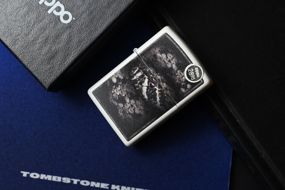 RARE Zippo Timber Rattlesnake  Satin Chrome - Lighter