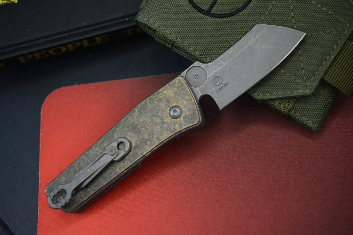 CUSTOM Serge Pachenko x Hawk Knives Guppy Brass - S30V / Copper Skull Inlay