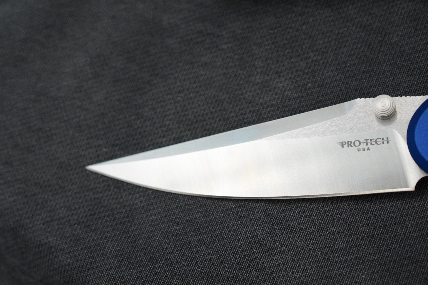 RARE Protech x Peace Neighbor Avalon - Knurled Blue Aluminum Magnacut 4.25”