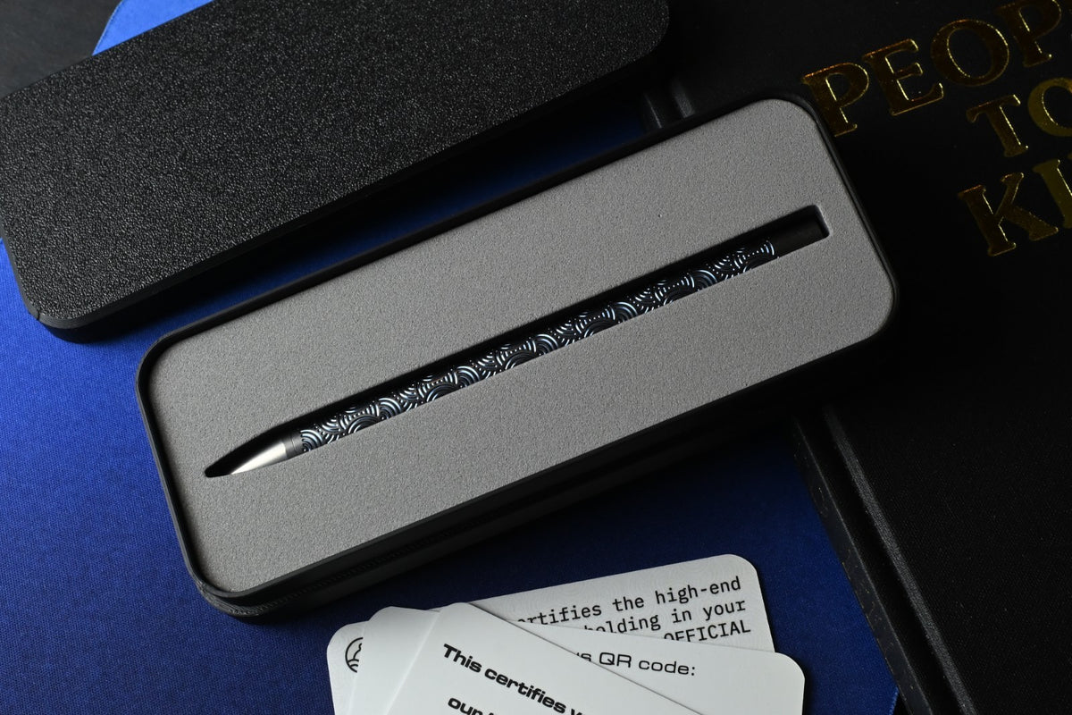RARE Urban EDC x Magnus Titanium Click Shift Pen - Matte Ti w/ Blue Ti Seigahai