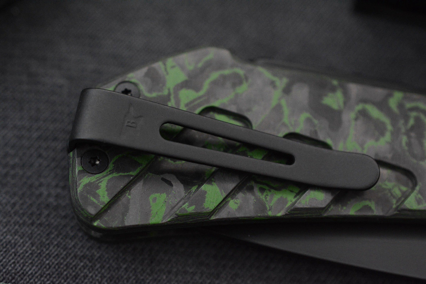 NEW G&G Hawk x Buck Knives Marksman Toxic Green Camo Carbon / Black S35VN