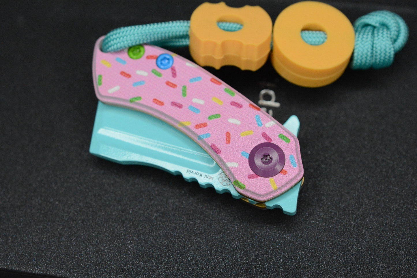 NEW Kanscept x Koch Mini Korvid Dessert Warrior - w/ 2x Donut Beads