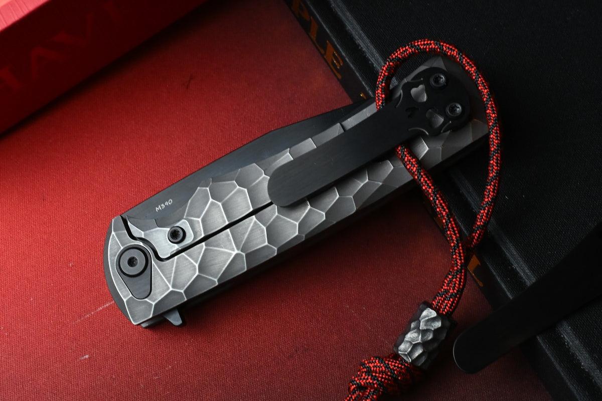 NEW CHAVES Knives Red Label Sangre Street - Black PVD M390 / Rocked Ti Handles