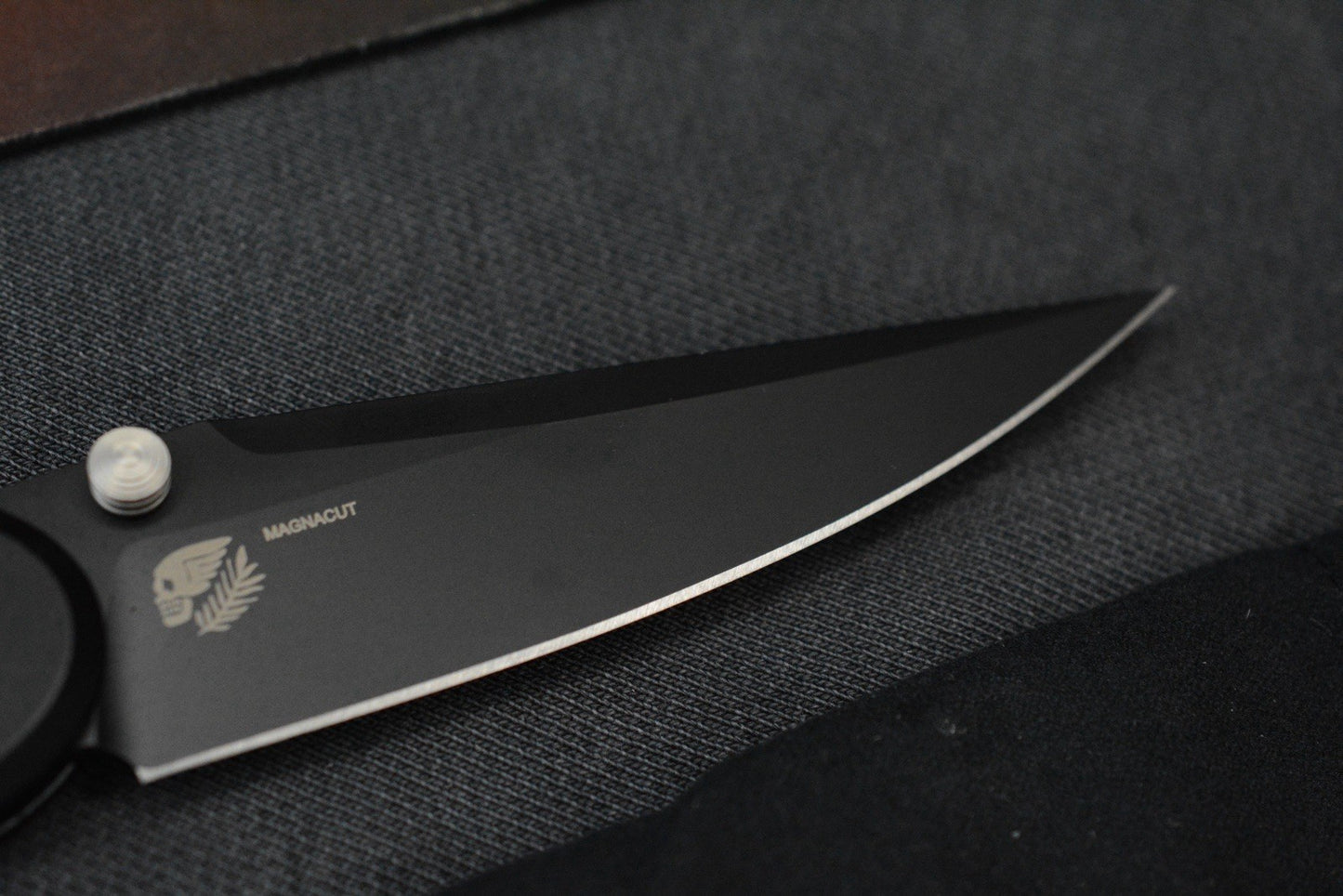 RARE Protech x Peace Neighbor Avalon - Patina DLC Magnacut 4.25” Blade Show EXC