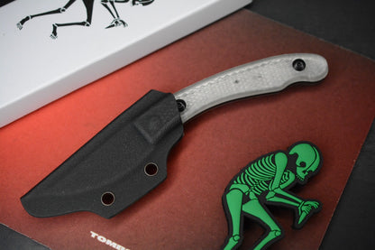 RARE Ed’s Manifesto & Sneakreaper Elvia Field Knife - Clear Scale Acid Stonewash