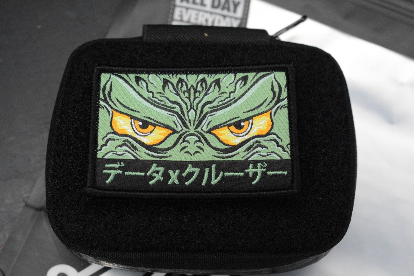 NEW Data Crew What-a-Junior Flat Purple Pouch w/Cruze Atomic State RE Patch