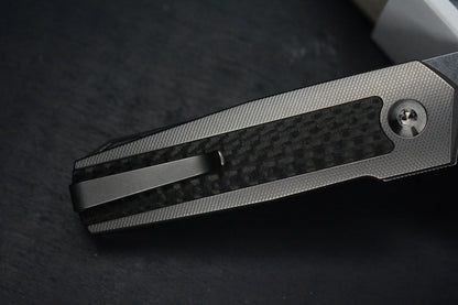 NEW ANSO ARN Grey/ Satin Ti Hdw w/ Carbon Fiber Inlay RWL34 SN 41 Re Microtech