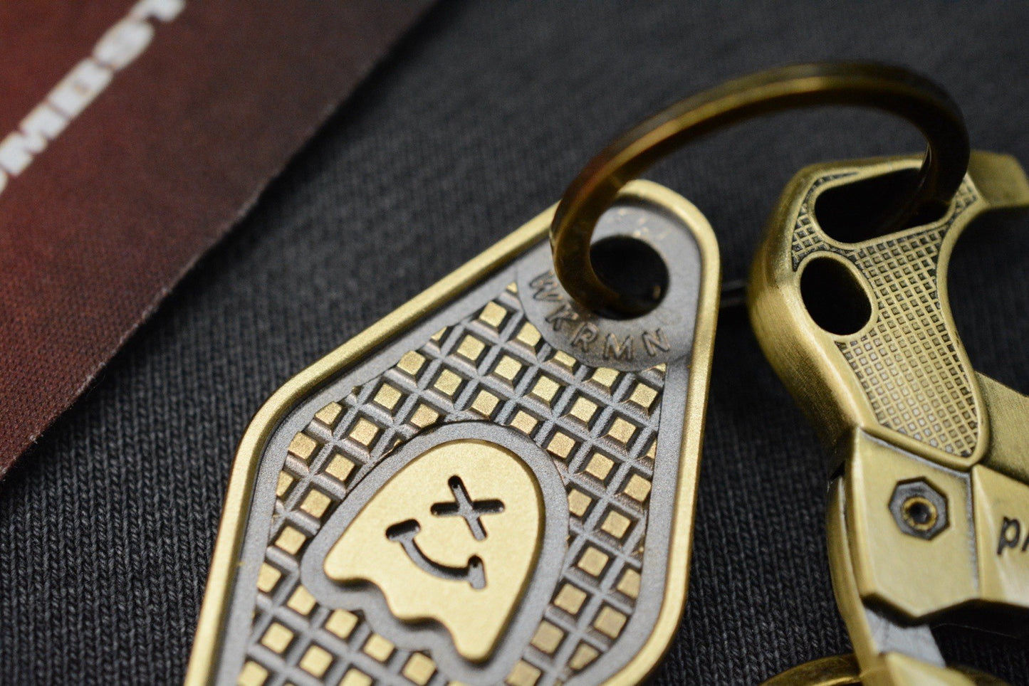 NEW WKRMN DESIGN BLACKENED FRAG TAG w/ Custom Brass Carabiner