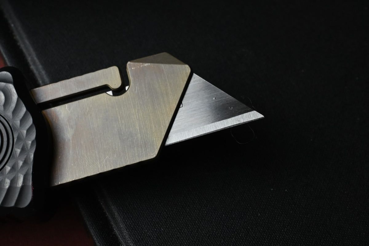 NEW Hypercut Oracle Razor Knife - Black Starburst Aluminum / Stonewashed