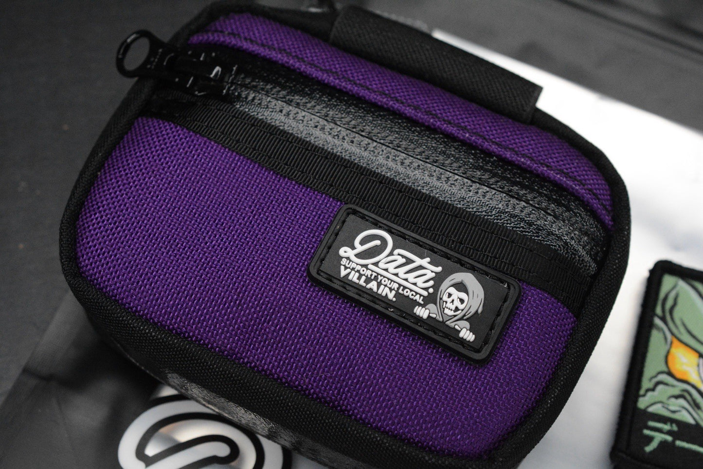 NEW Data Crew What-a-Junior Flat Purple Pouch w/Cruze Atomic State RE Patch
