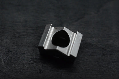 RARE WYSTE DEAIGNS Crown Stainless Bead Re Playge Microtech