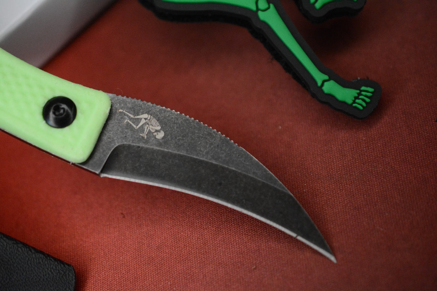 RARE Ed’s Manifesto & Sneakreaper Elvia Field Knife - Slime Green/Acid Stonewash