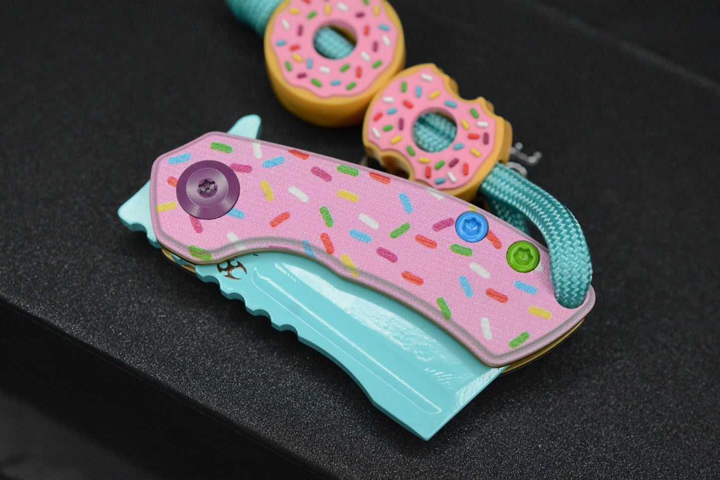 NEW Kanscept x Koch Mini Korvid Dessert Warrior - w/ 2x Donut Beads