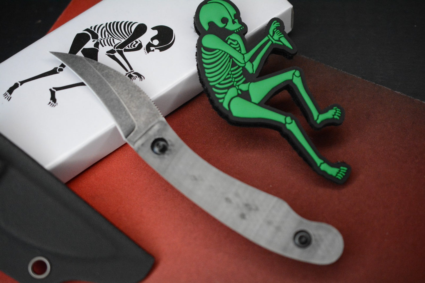 RARE Ed’s Manifesto & Sneakreaper Elvia Field Knife - Clear Scale Acid Stonewash