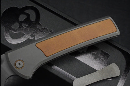 NEW CHAVES Scapegoat 229 Dirty Steve - SW Grey PVD / Natural Micarta Magnetic