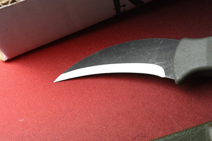 RARE Ed’s Manifesto & Kopis Designs Sneakreaper Elvia Field Knife Green /Polish