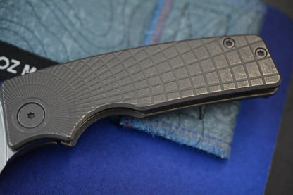 RARE Oz Machine Co Roosevelt Radial Frag Milled Scales / POLISHED Magnacut Blade