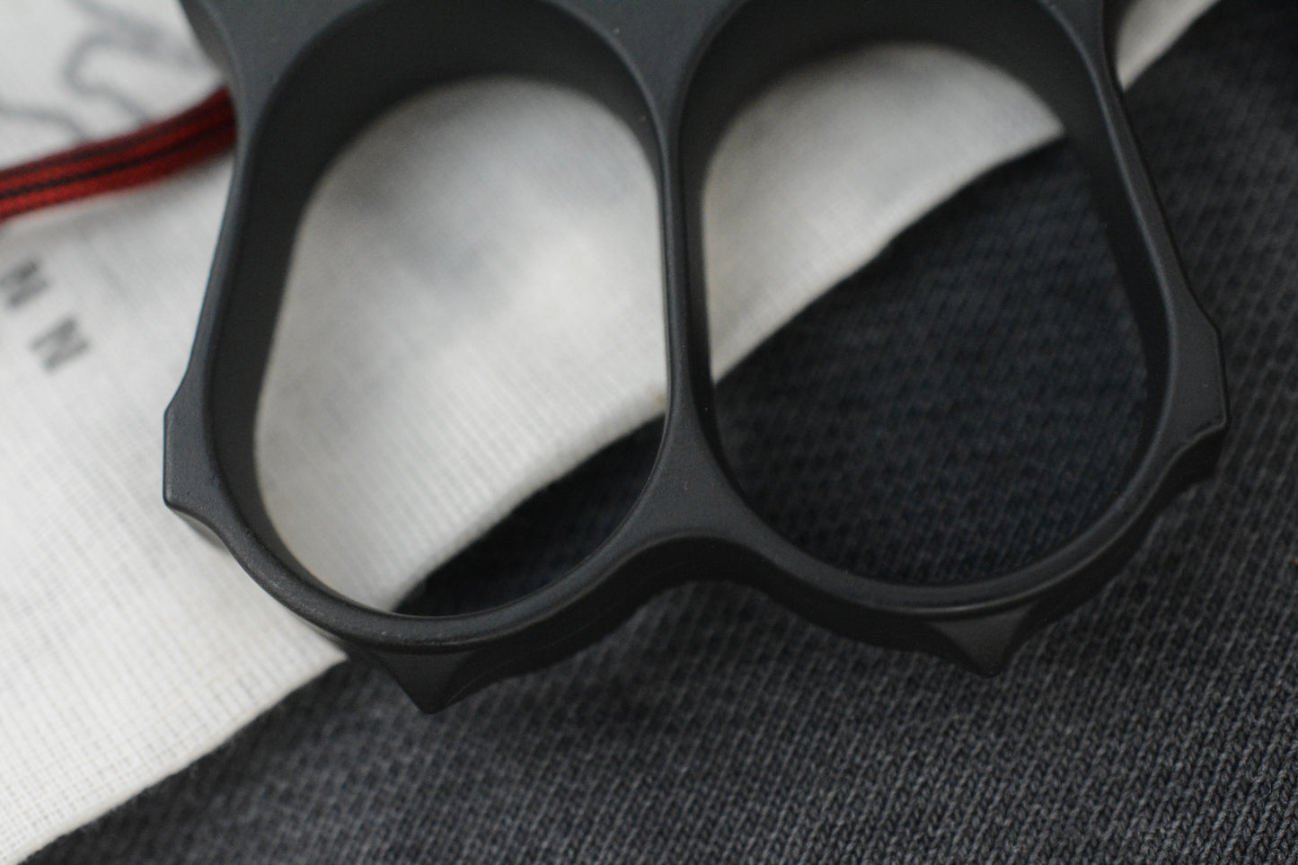 RARE Bawidamann x Monkey Edge
1918 Aluminum Black Cerakote 2FK w/ Tri Side Monkey Bead