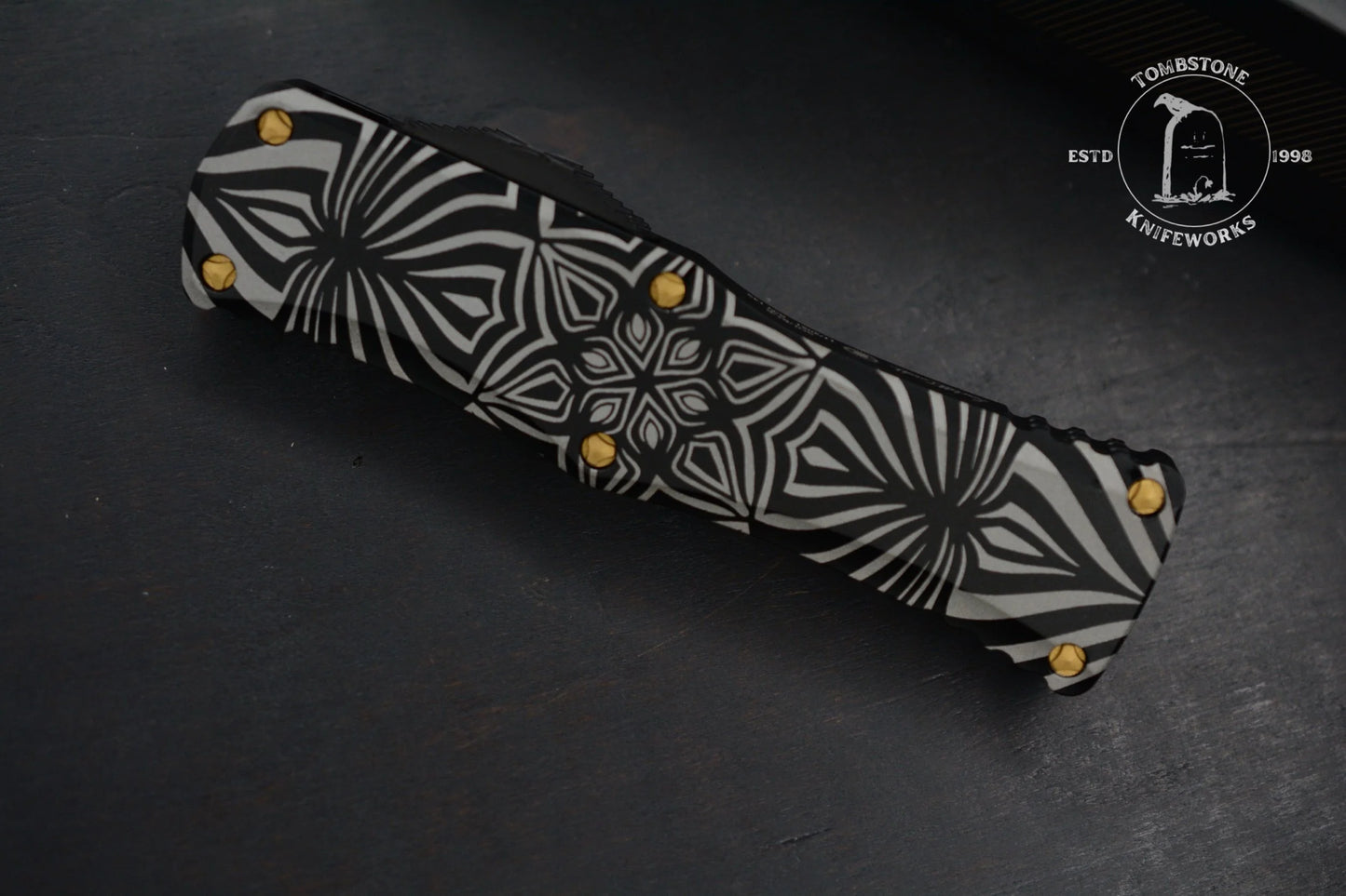 Microtech Hera Two Toned Black w/ Gold Accents Aircraft Alloy w/ Source Artwork
