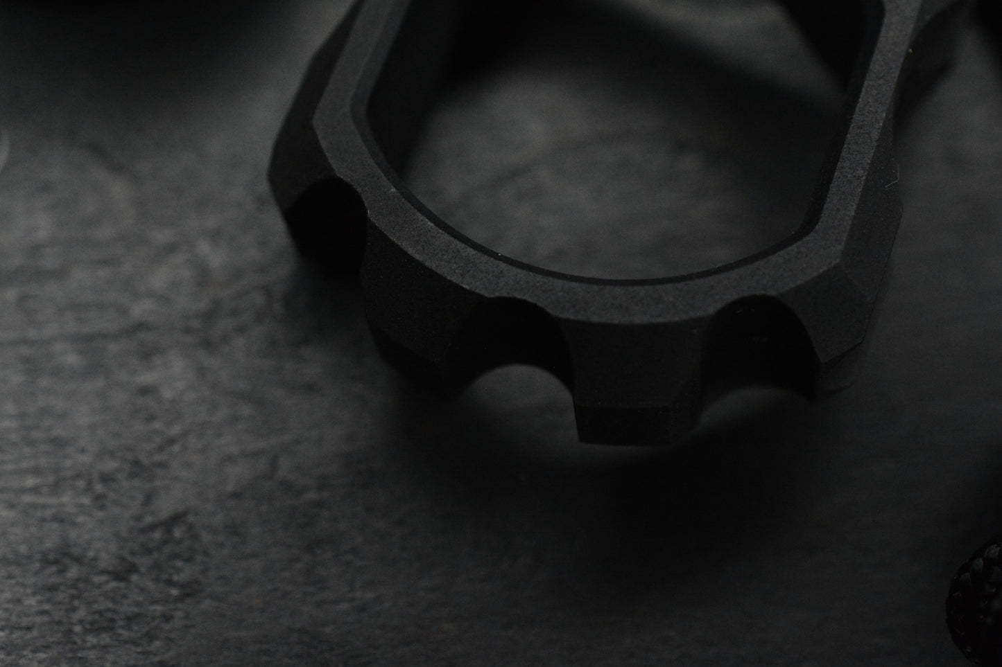 NEW Griffin Combat Renegade SFK - Blackened Titanium w/ Bead