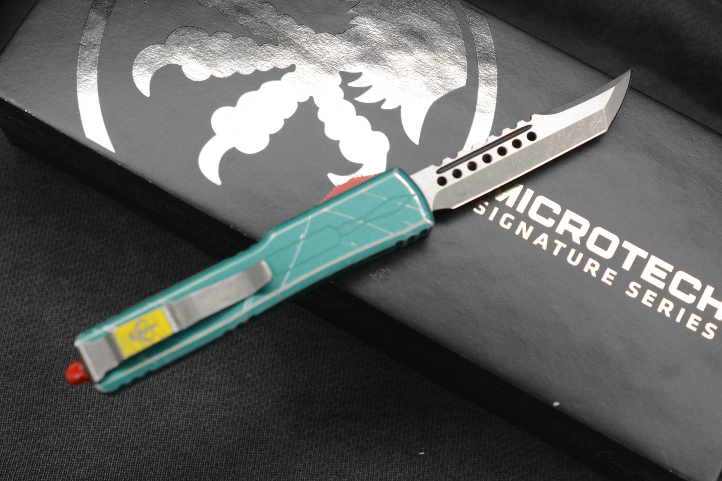 NEW Microtech UTX-70 Hell Hound Blade Bounty Hunter - 04/2023 SN976