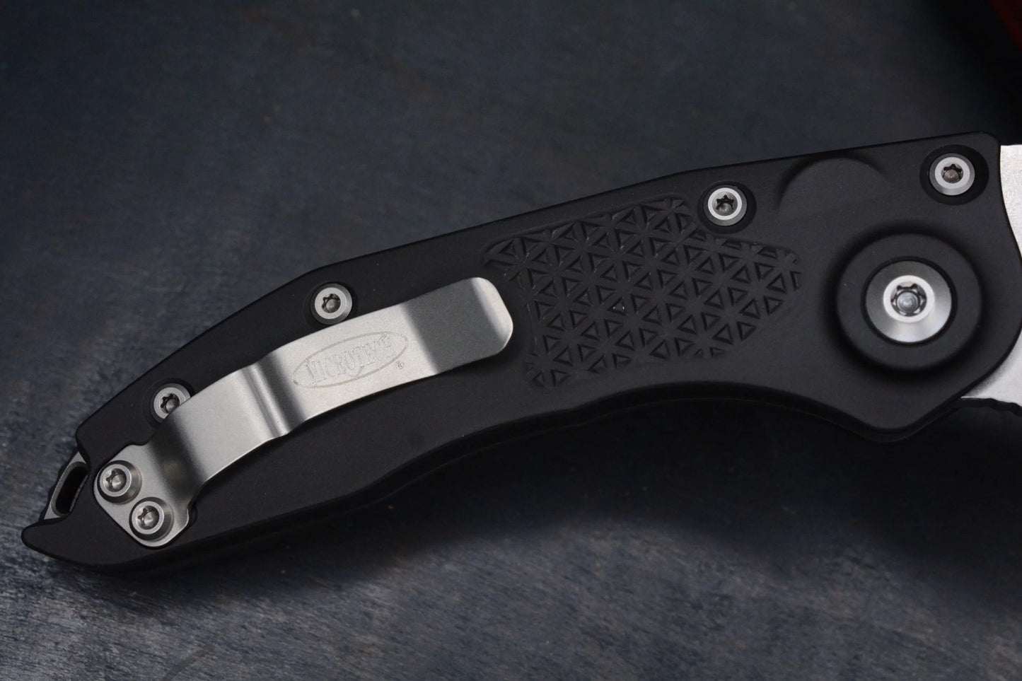 Microtech Stitch Auto - Stonewash Partial Serrated S/E 02/2022