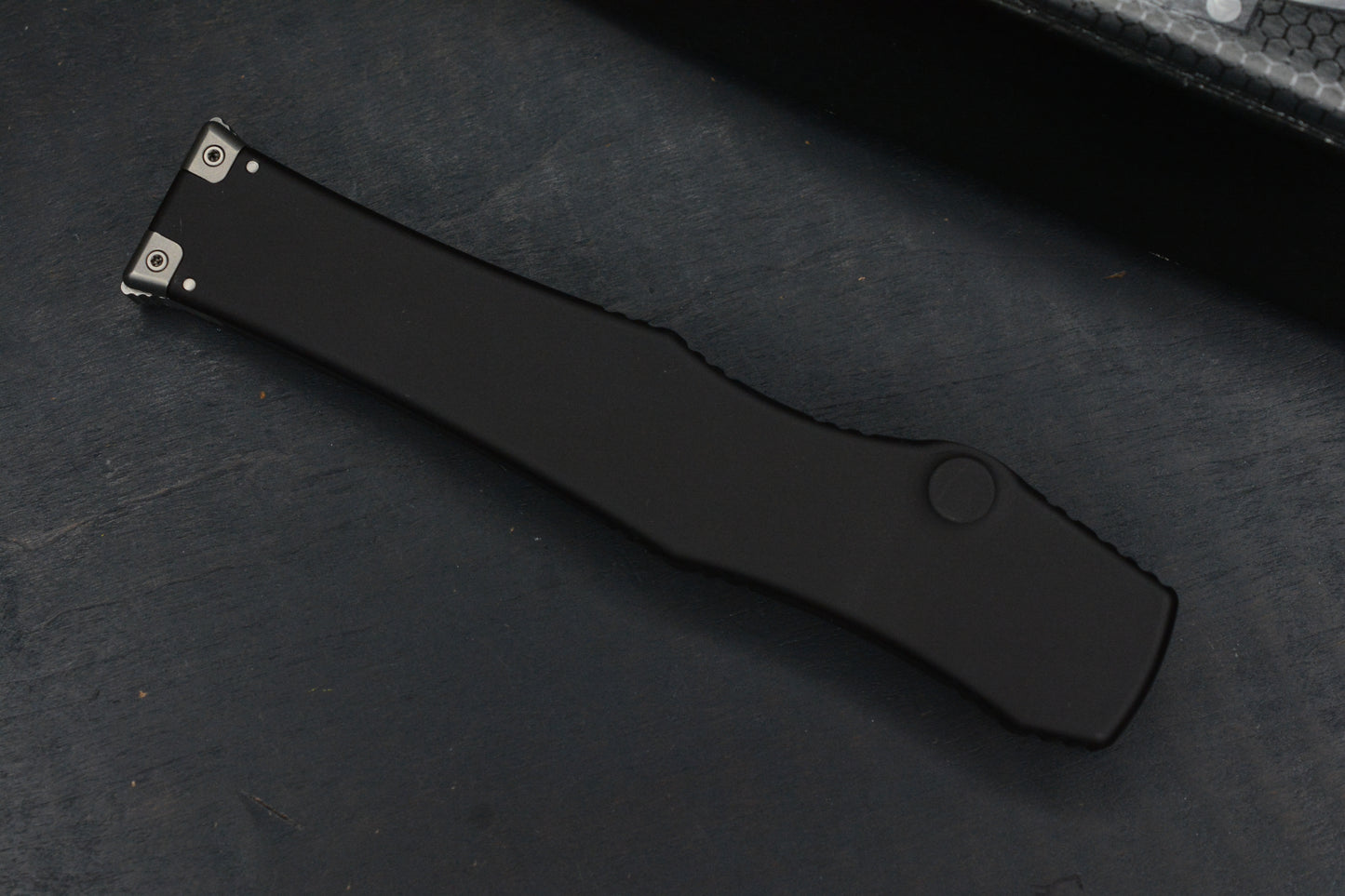 RARE Microtech HALO VI Black/ Black S/E 03/2018 SN 453