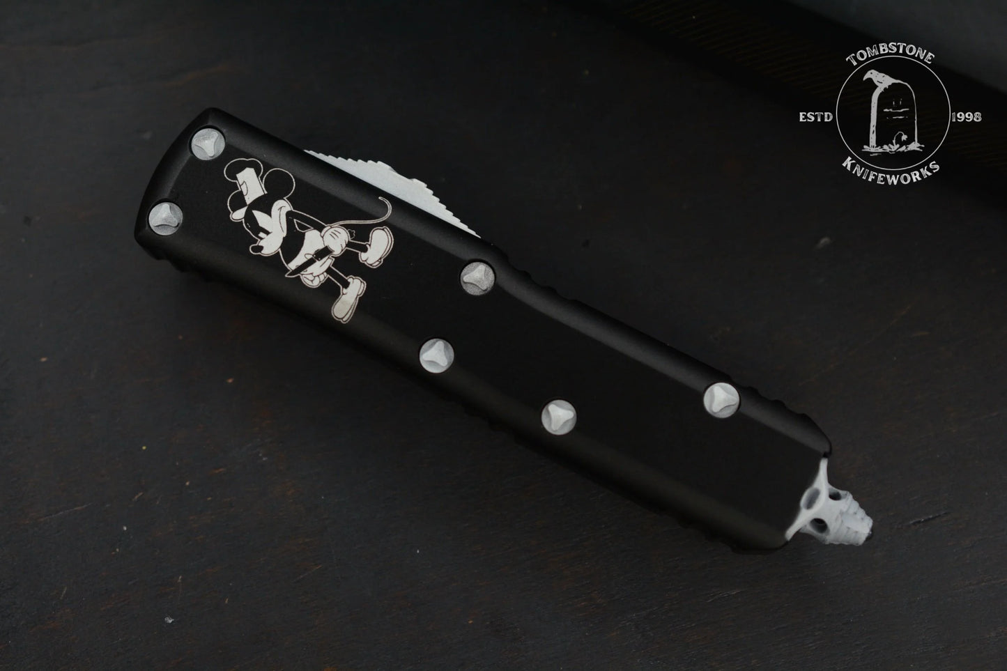 RARE Microtech UTX-85 D/E - Steamboat Willie Black/ White