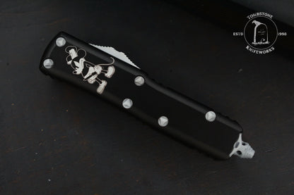 RARE Microtech UTX-85 D/E - Steamboat Willie Black/ White