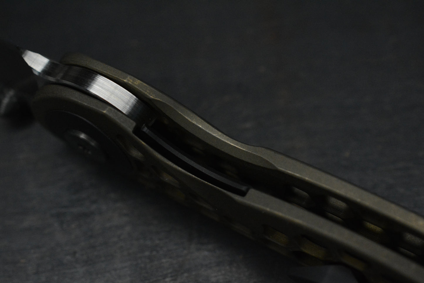 RARE Hypercut Cretin Skeletonized Ti Zirconium Accents Nitro-V Blade SN 080