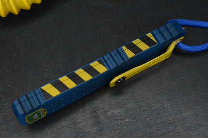 Microtech Ultratech ZBP Fallout Special Edition D/E w/ Radioactive Bead & T-51 Helmet Statue