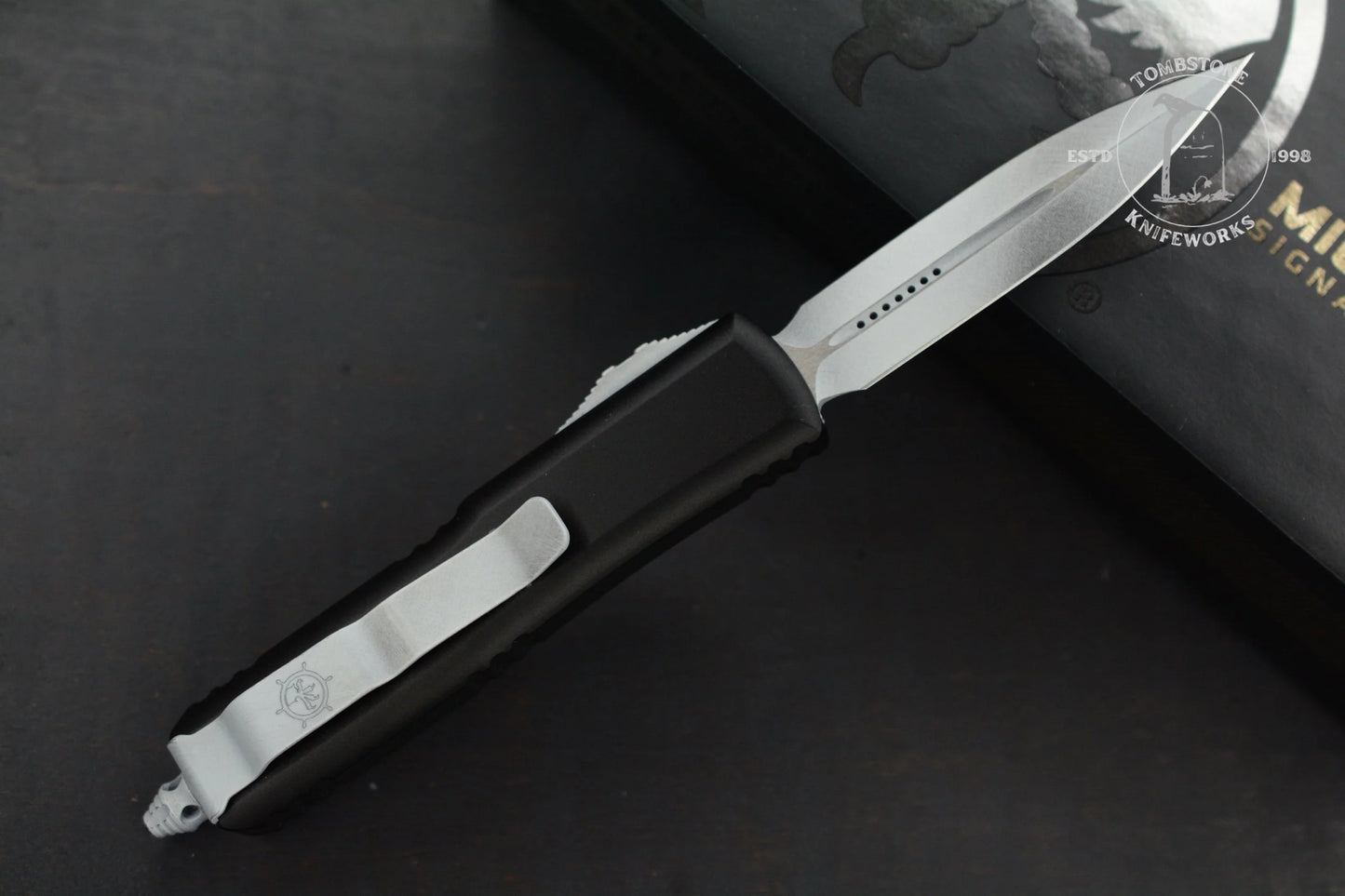 RARE Microtech UTX-85 D/E - Steamboat Willie Black/ White