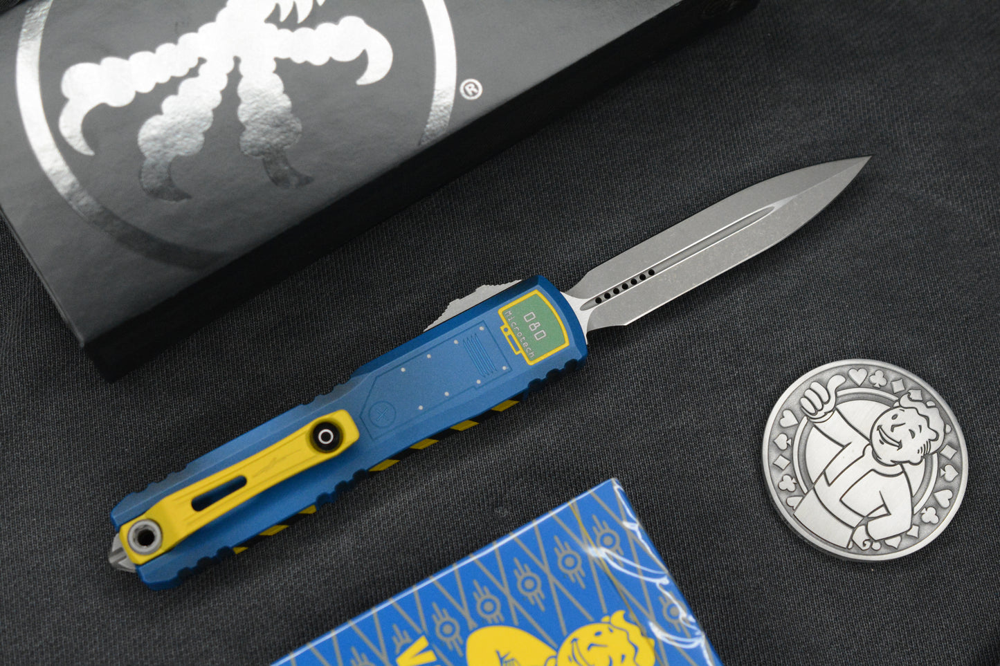 Microtech Ultratech ZBP Fallout Special Edition D/E w/ Radioactive Bead & T-51 Helmet Statue