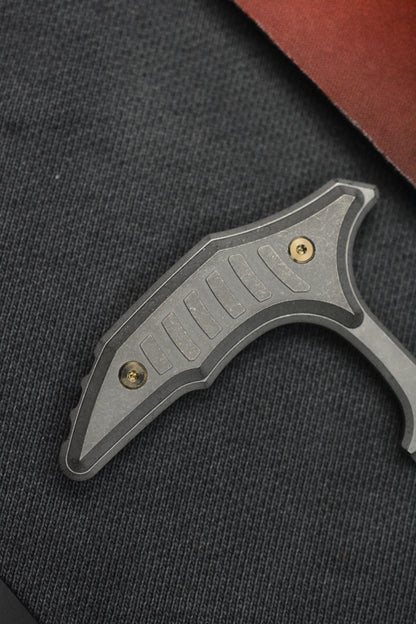 NEW Microtech Bee Push Dagger - Bronze Ano 440C / Apocalyptic Ti