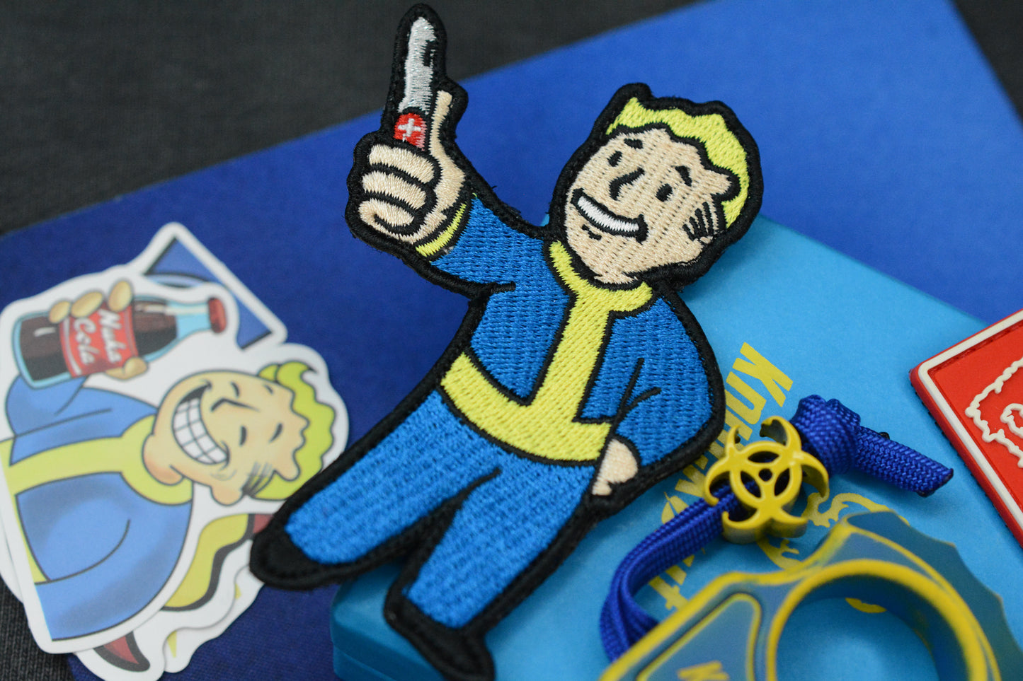 NEW Swampy EDC Aligator SFK - Fallout Special Edition - Blue / Yellow Cerakote w/ Patch & Bead