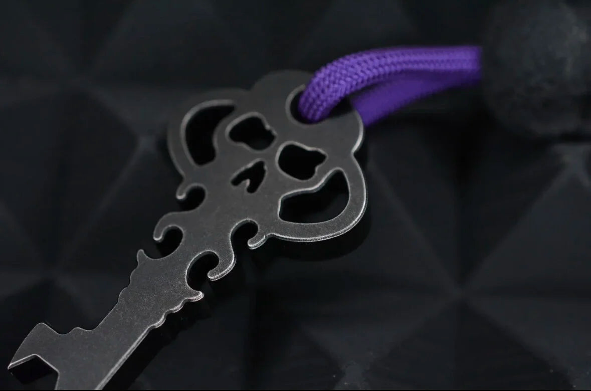NEW Urban EDC Chaves Knives “Black Sabbath” Ti Pry Bar Anodized w/Skull Bead