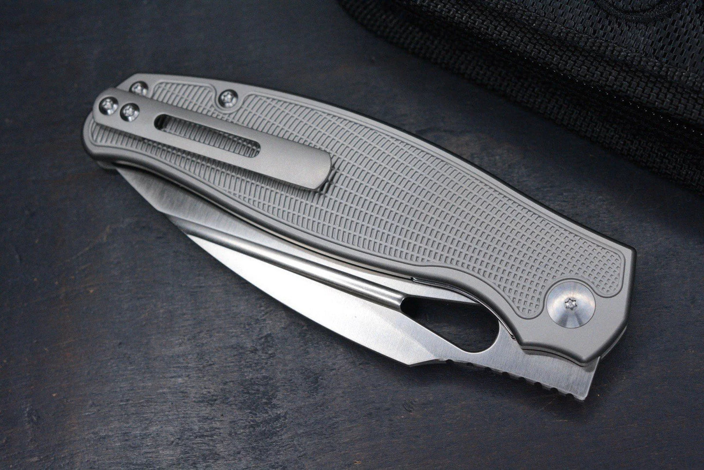 NEW Monterey Bay Knives Sabretooth Frag Pattern Ti Handle / S90V Blade
