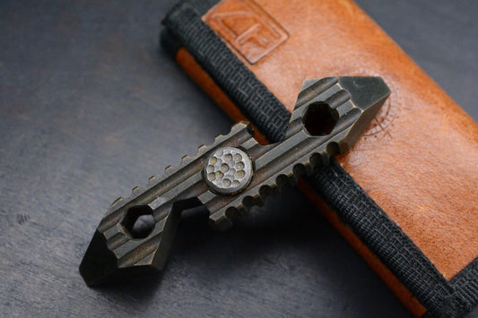 RARE JW Knife & Tool Micro G7 Spinner Bronze Pry Bar Tool w/ ZF Leather Case