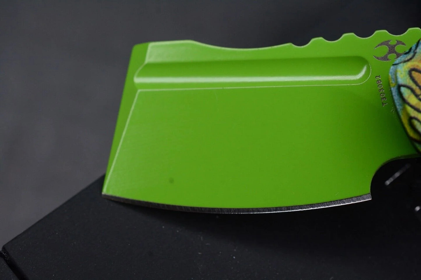 Koch x Kanscept Mini Korvid G10 Undead Green Blade w/Koch St. Paddy Patch & Bead